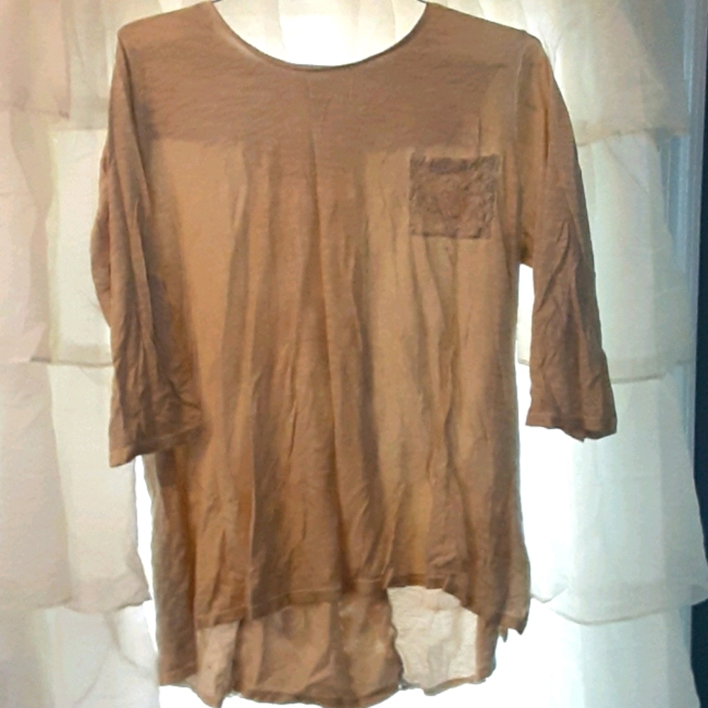 Beige 3/4 high-low tee